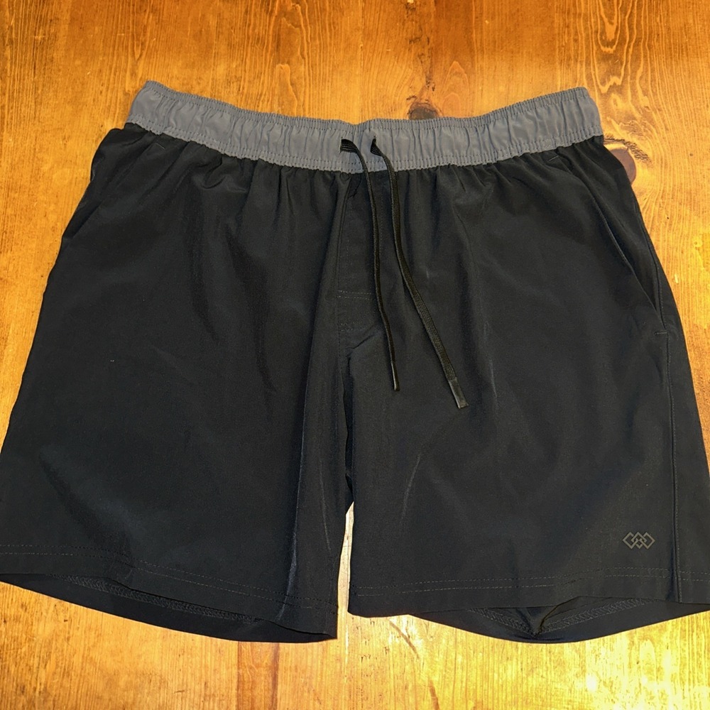 LEG3ND Mens Shorts Athletic 7" Inseam  Gym Workout Black Gray